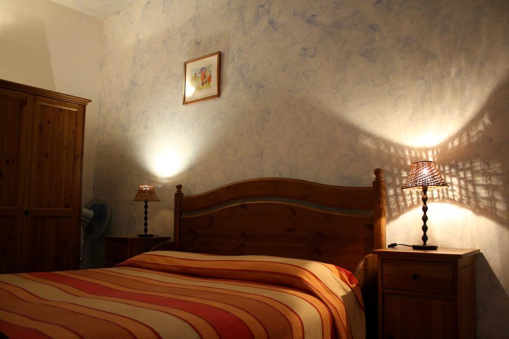 Affittacamere Casa Corsi Флоренция Экстерьер фото