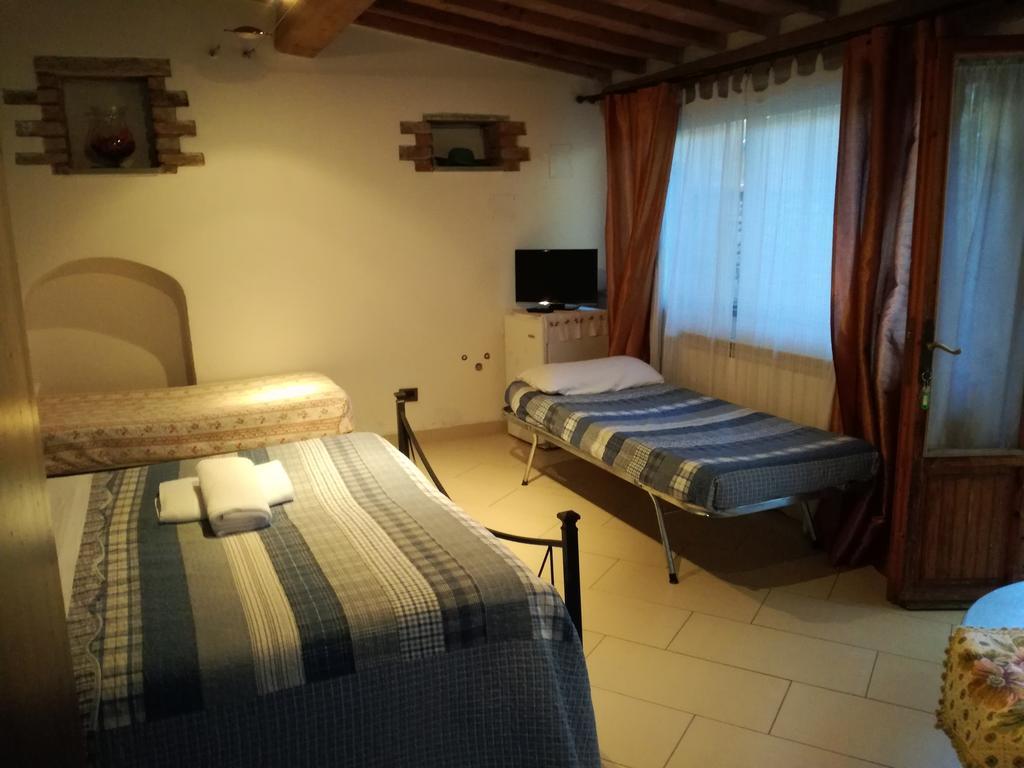 Affittacamere Casa Corsi Флоренция Экстерьер фото
