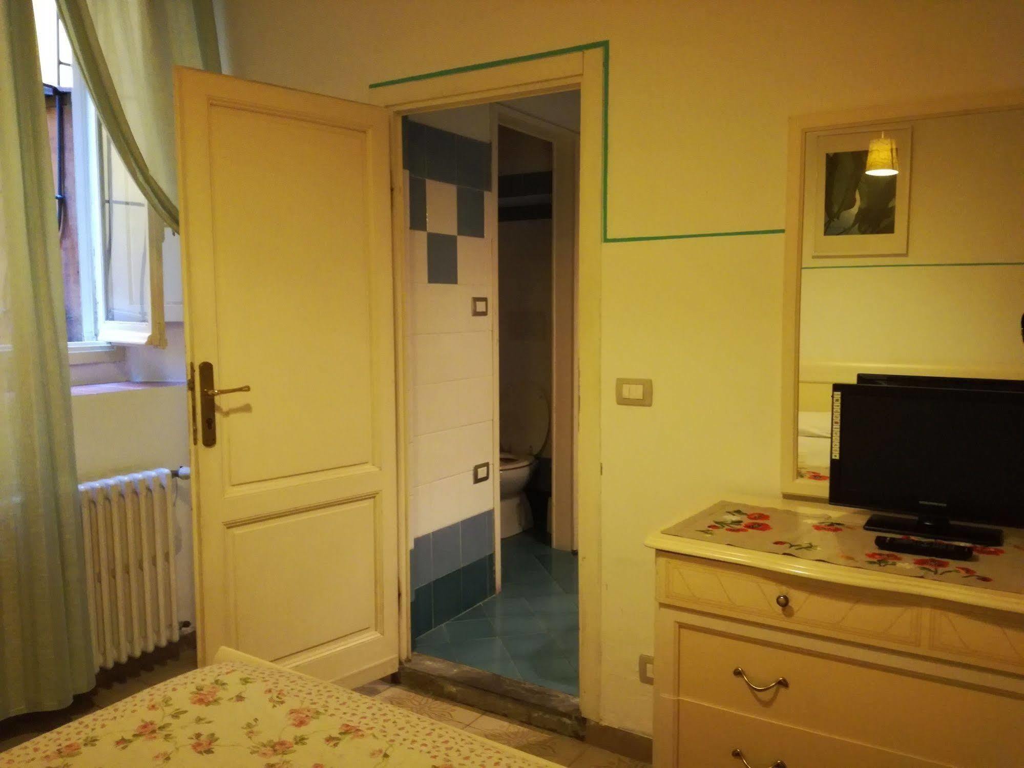 Affittacamere Casa Corsi Флоренция Экстерьер фото