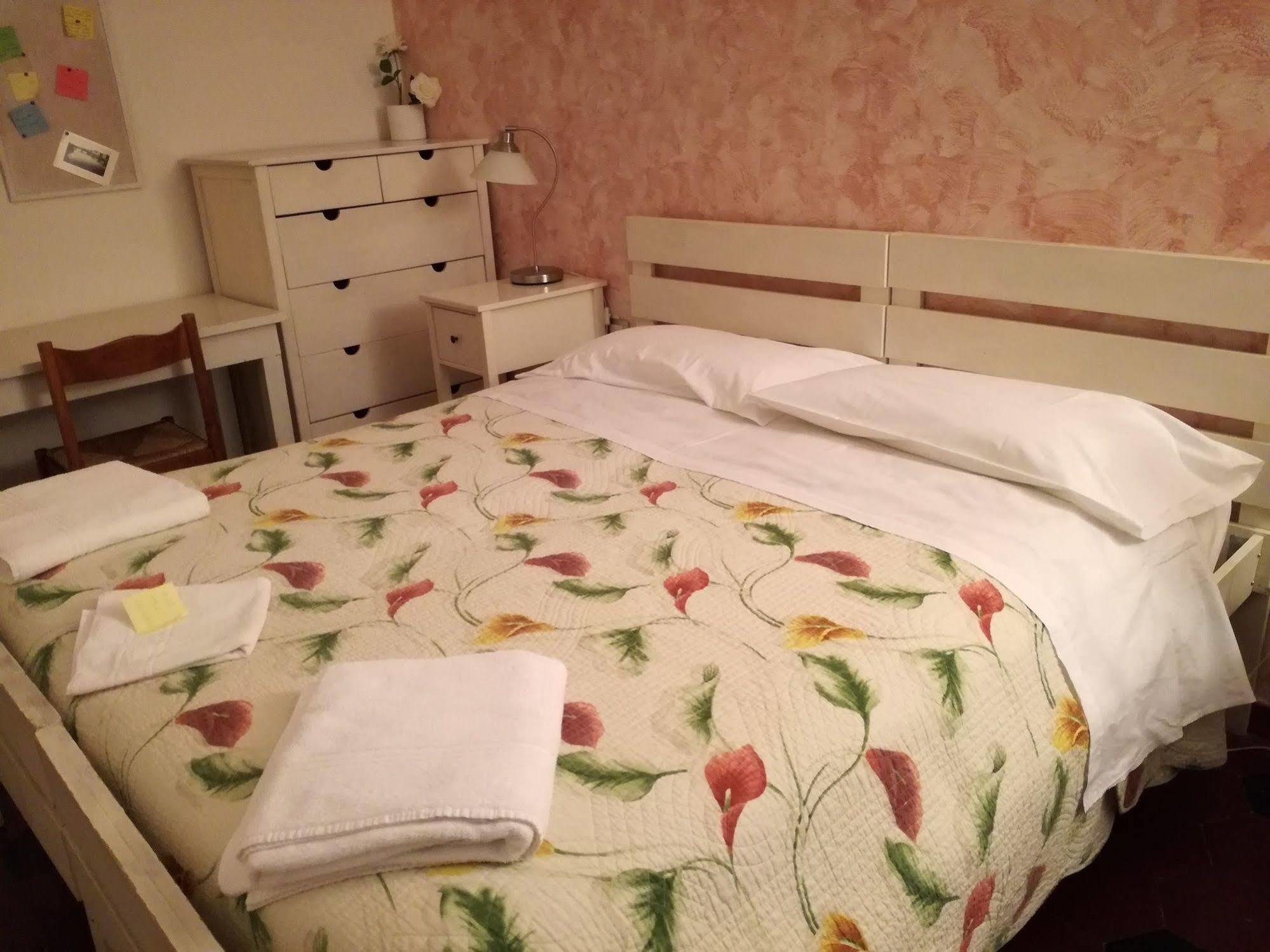 Affittacamere Casa Corsi Флоренция Экстерьер фото