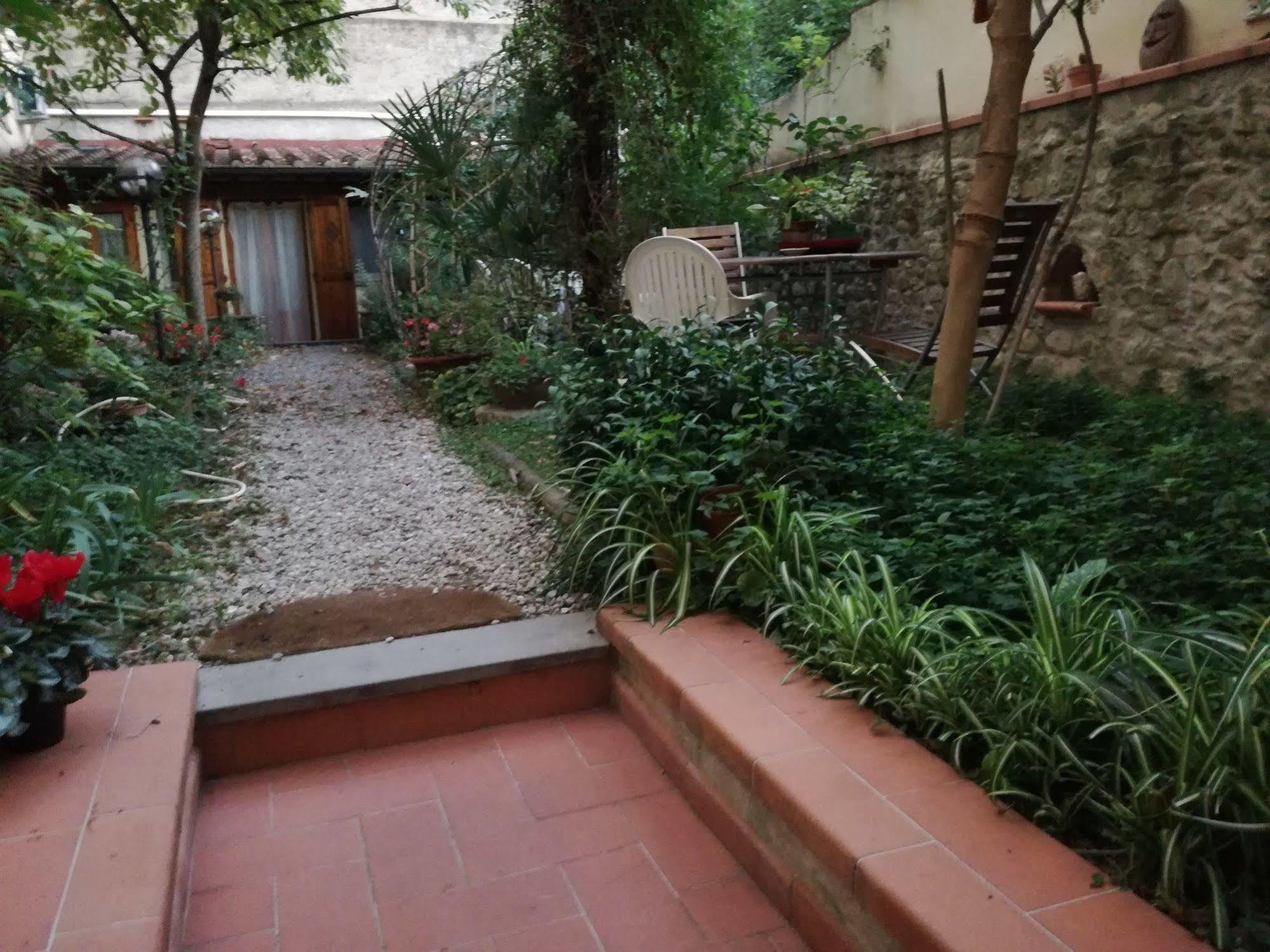 Affittacamere Casa Corsi Флоренция Экстерьер фото